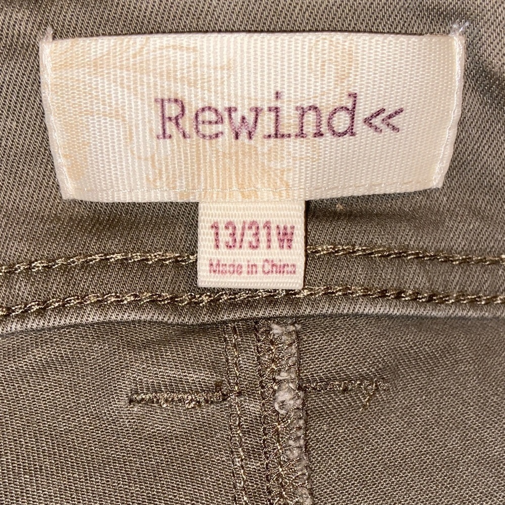 Rewind Women’s Juniors Gray Khaki Skinny Jeans Size 13/31W - Picture 4 of 6